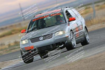 media/Sep-30-2023-24 Hours of Lemons (Sat) [[2c7df1e0b8]]/Track Photos/10am (Star Mazda)/